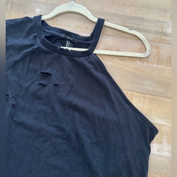 Forever 21 one shoulder distressed short sleeve off the shoulder shirt tee top - Picture 6 of 9